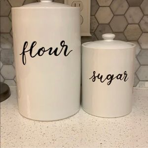 Threshold flour + sugar jars